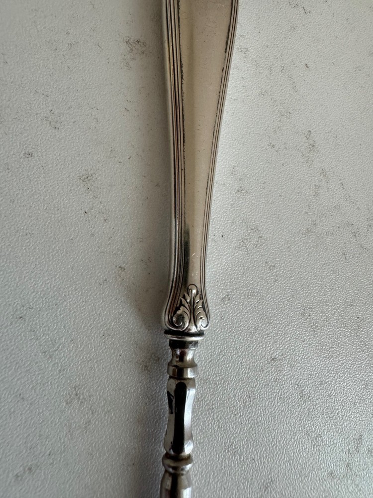 Antique Sterling Silver Handle Button Hook w/ Leaf Decoration & Monogram