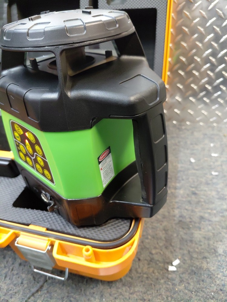 Johnson Level 40-6544 Electronic Self-Leveling Horizontal/Vertical Rotary Level