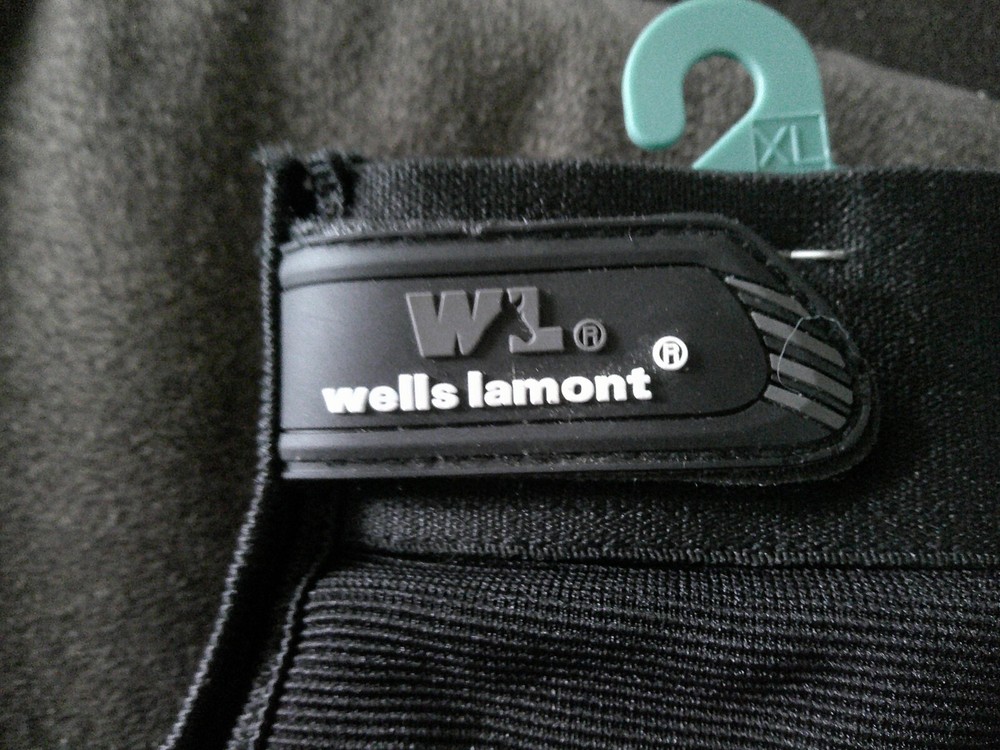 Black wells lamont gloves