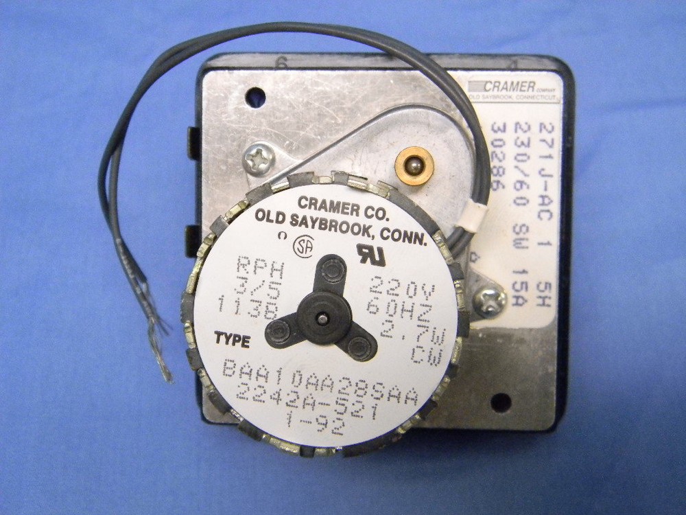 NEW Cramer 271J-AC Interval Timer 5-Hour 1-Pole 220VAC 60Hz