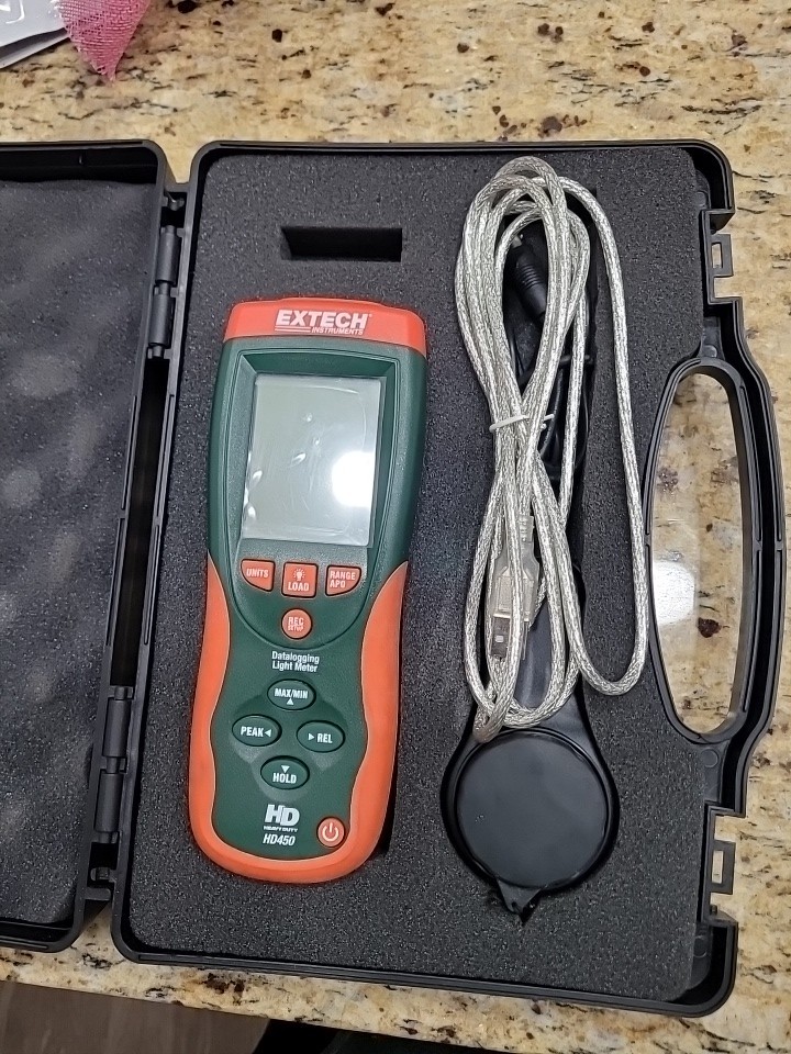 Extech HD450 Light Meter