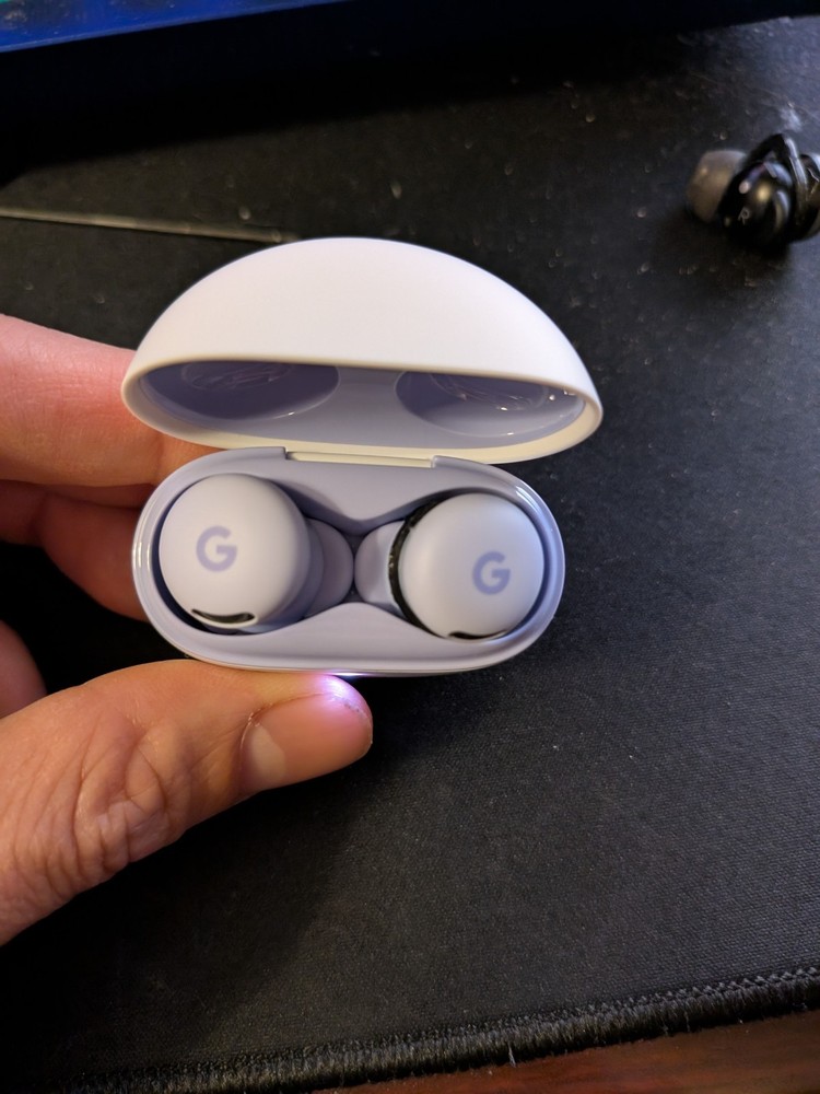 Wingtips for Pixel Buds Pro 2 and 2a,3d print TPU. Fits inside the case. 4 sizes
