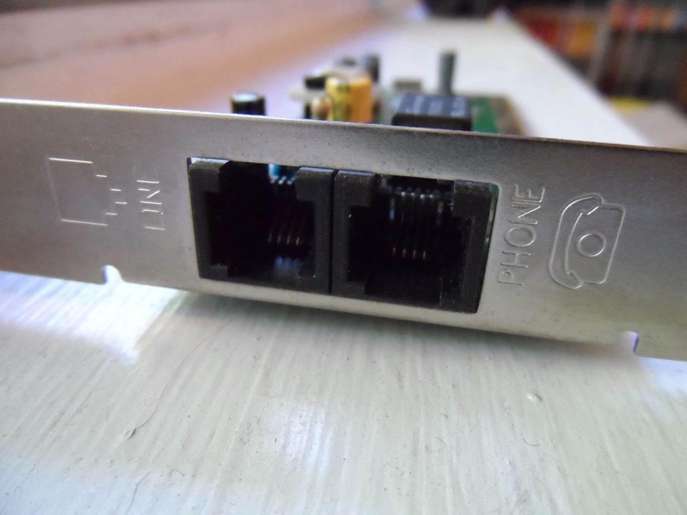 Amigo AMI-CA58 (AMICA58PG) 56 Kbps Network / Modem Combo