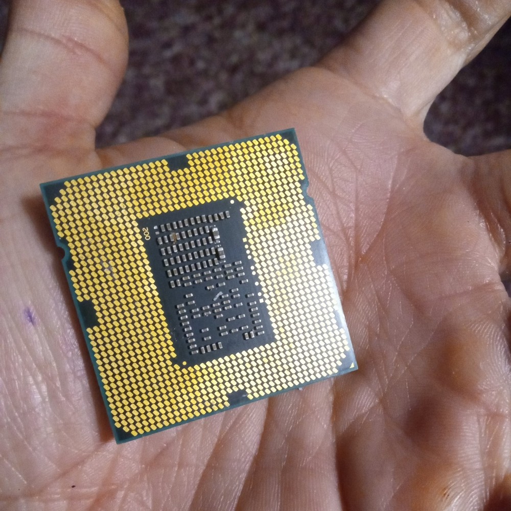 Intel 08 G11 01 - 2.26GHz Socket L018B428 CPU