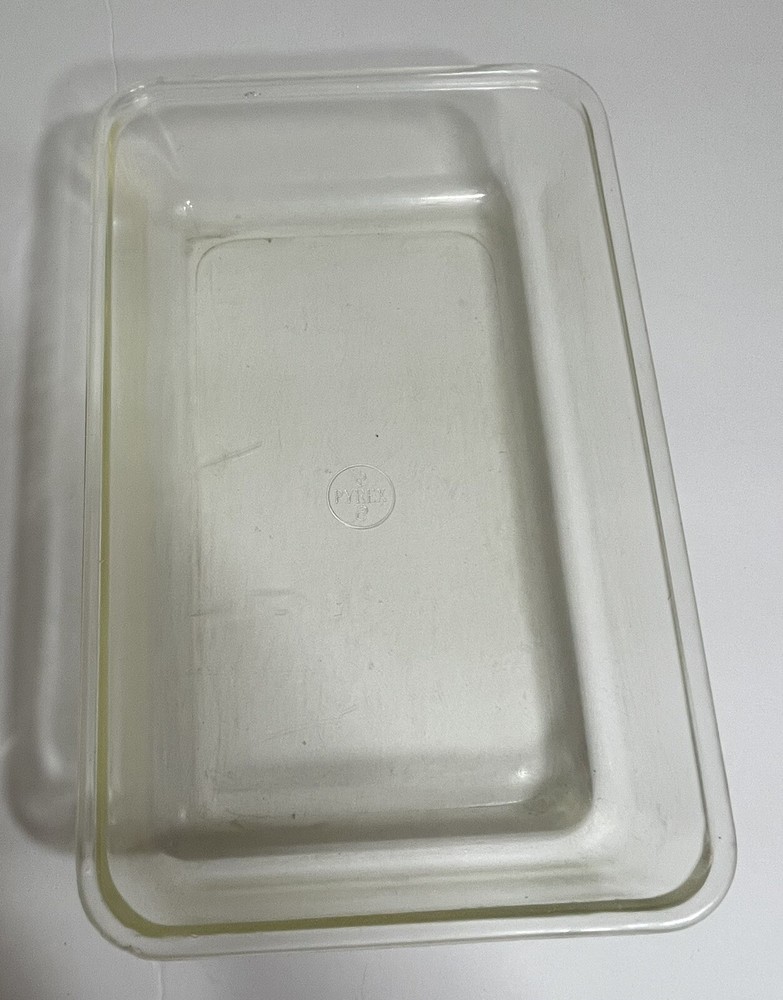 Vtg Footed Rectangular Serving Tray With Pyrex Serving Dish