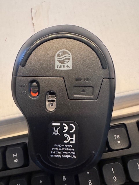 PHILIPS Wireless Keyboard and Mouse Combo-Ergonomic Keyboard and Mouse Wireless
