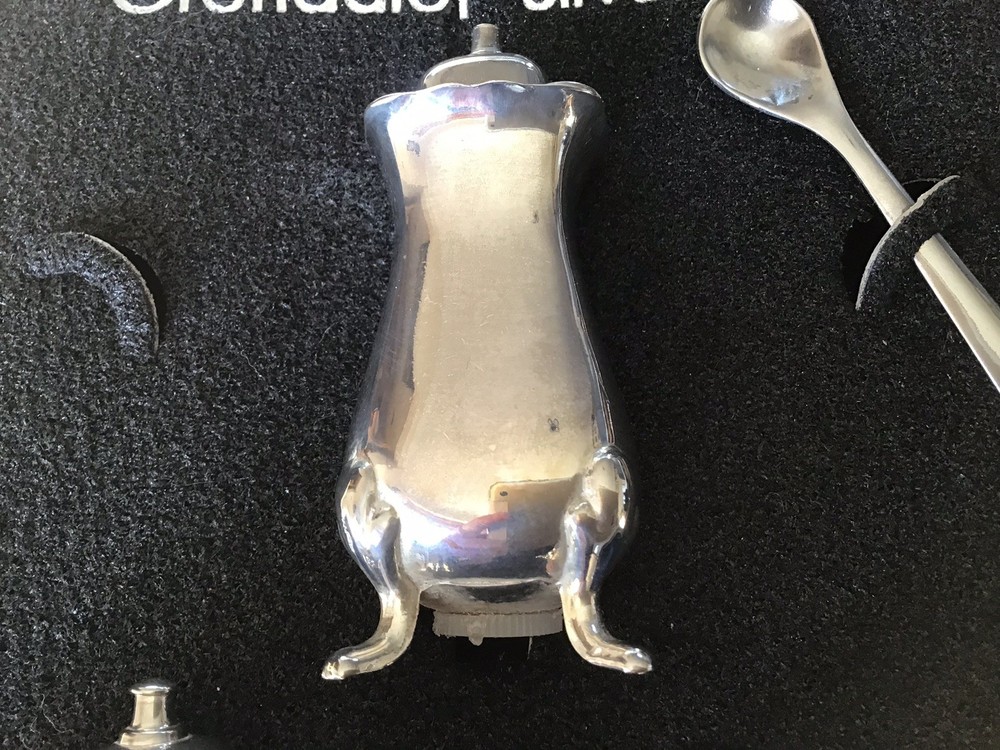 GRENADIER SIVERSMITH James CONDIMENT SET Silver plated Boxed Missing 1 Spoon