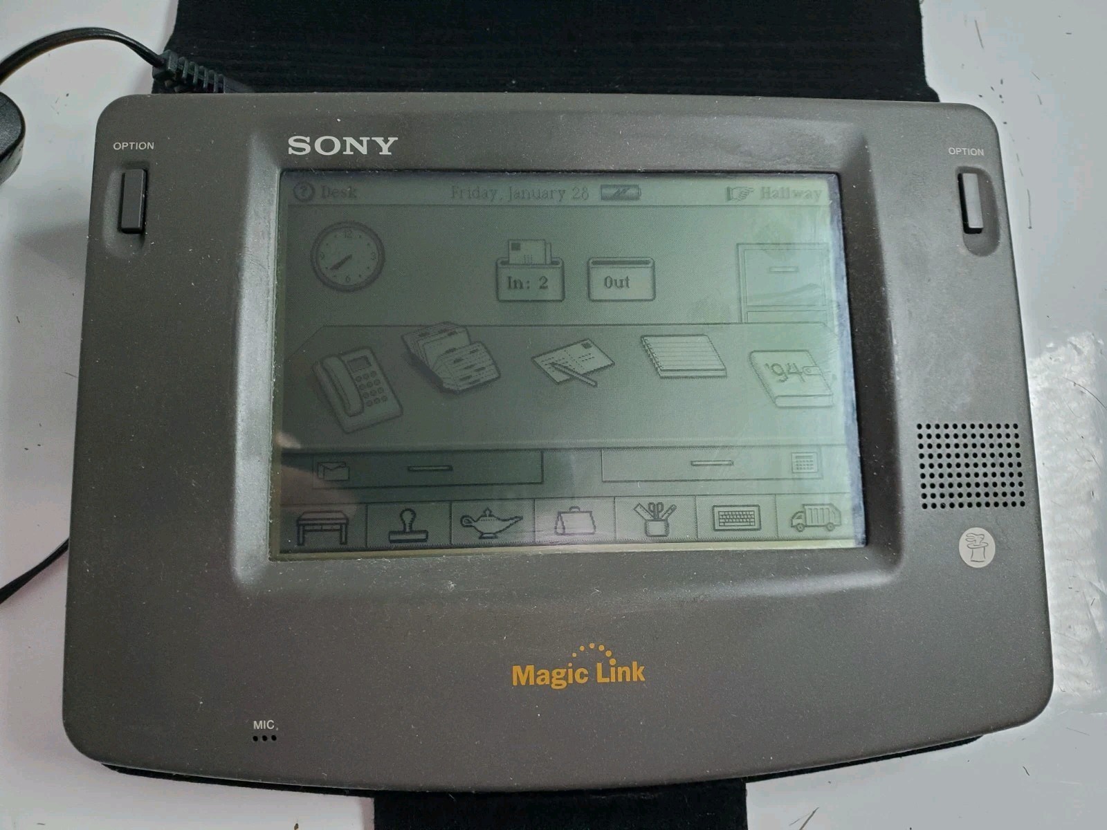 Sony PIC-1000 Magic Link With Power Adapter & Cover - Tested Working