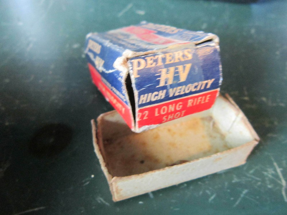 VINTAGE 22 PETERS EMPTY AMMO BOX