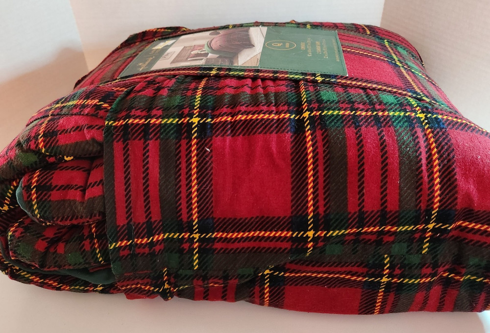 Hallmark Queen Flannel Classic Plaid 3 pc Comforter Set Red