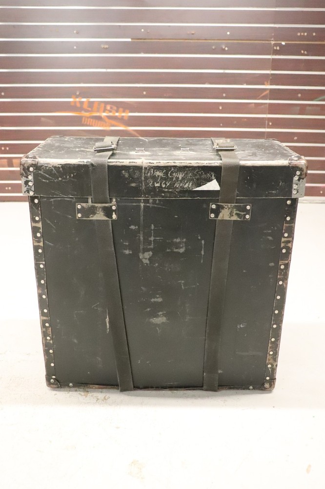 Fiber Hardware Case 23.5x12x23.5 Vintage