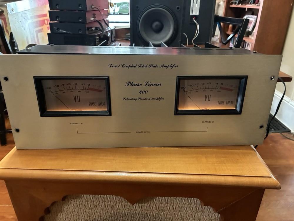 Vintage Phase Linear 400 Power Direct Coupled Solid State Amp Powers On AS-IS