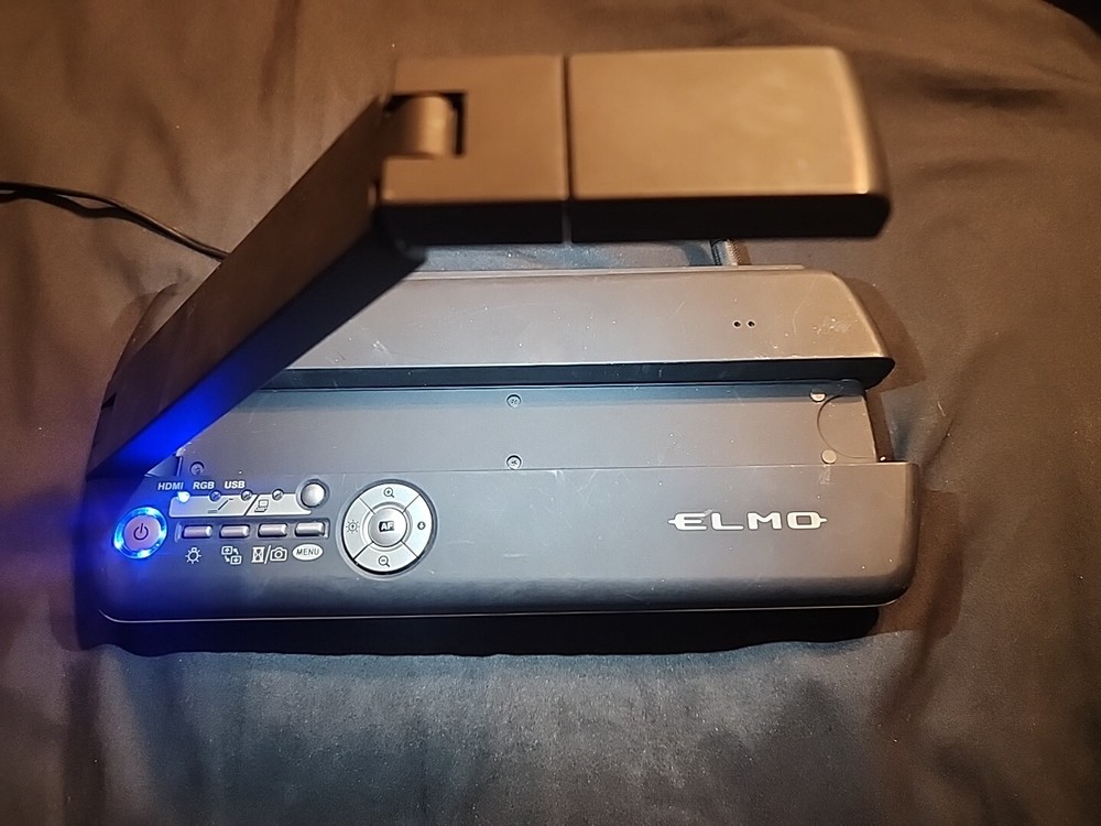 Elmo MO-1 Portable Visual Preseter Document Camera - No USB Connection