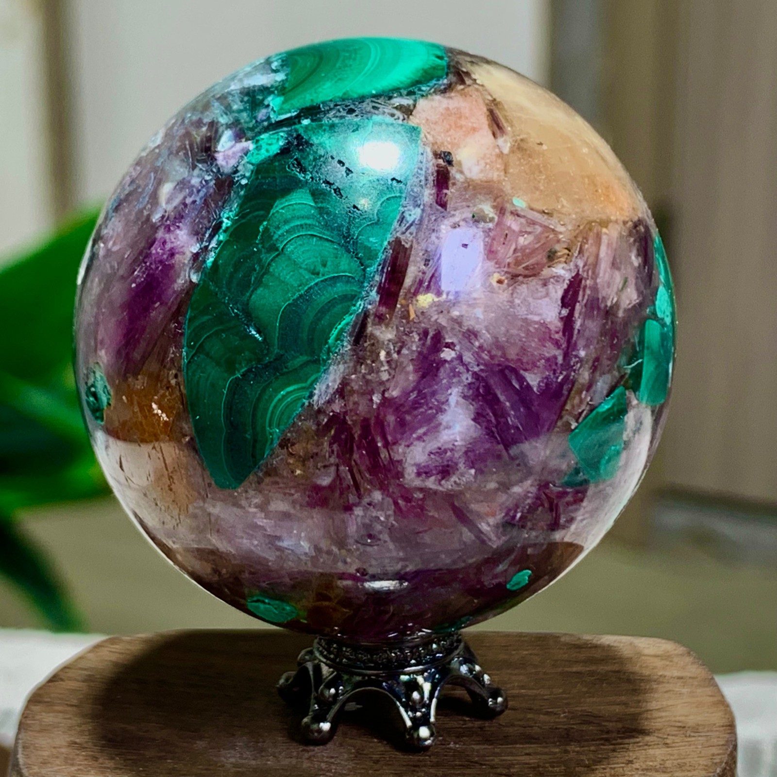 127G Newly discovered rare malachite purple mica symbiotic sphere restoration