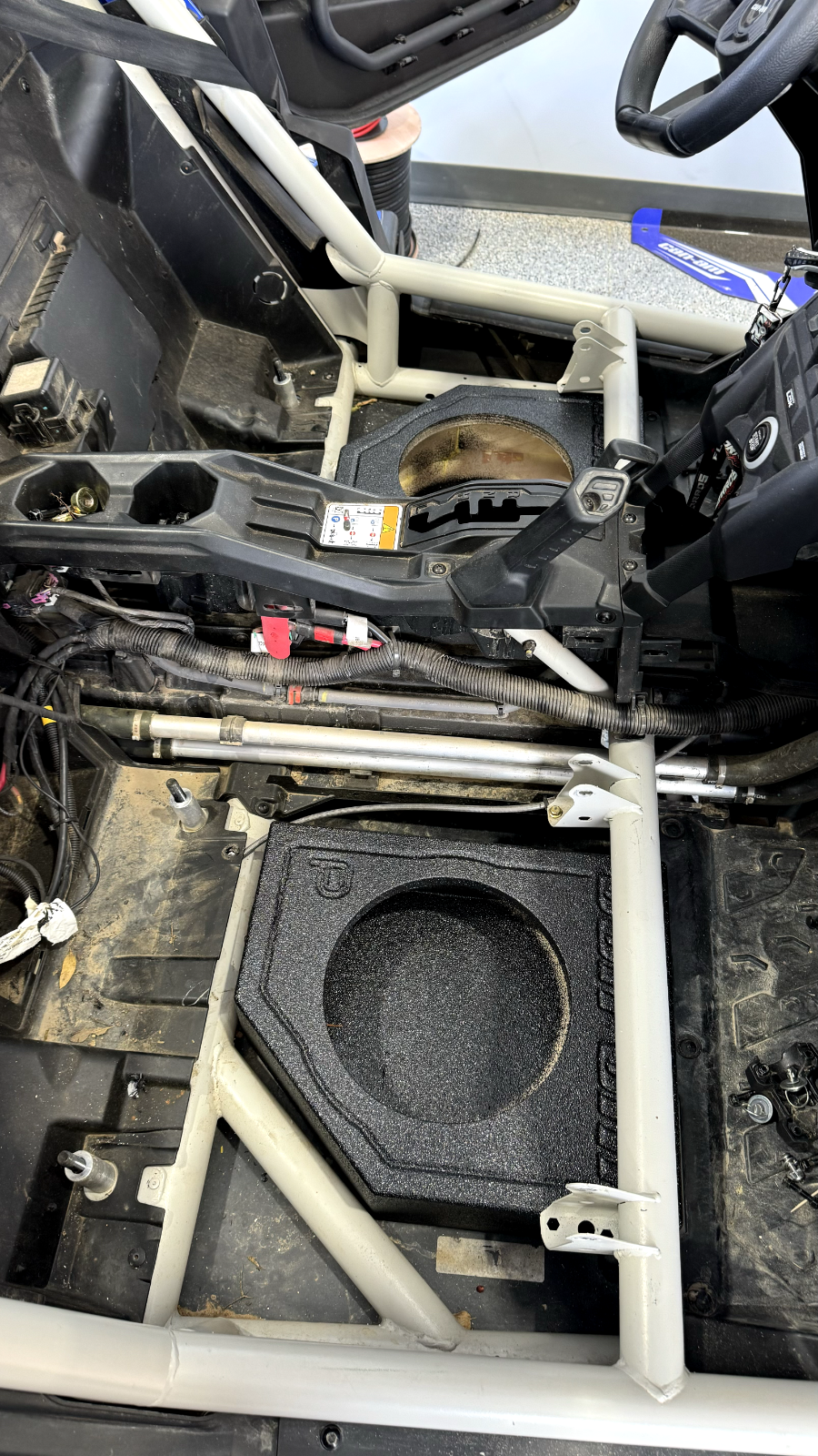 Can Am X3 Sub Box - Sub Woofer Enclosure Maverick X3 2X10" Shallow Front Seats