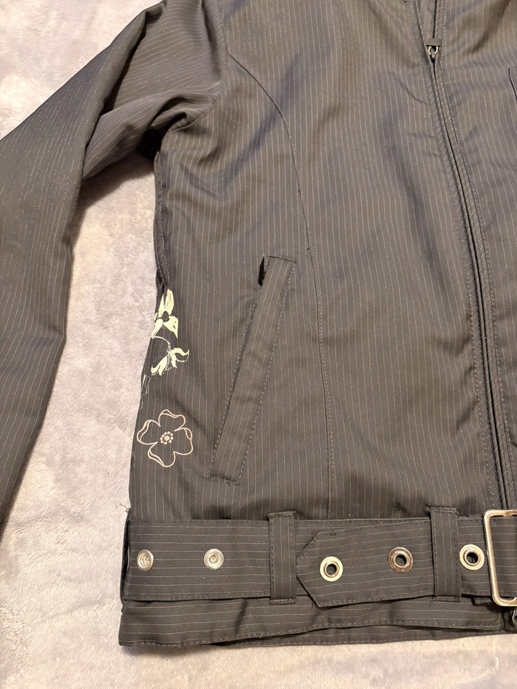 Stylish Roxy Snowboard/ski Waterproof Insulated Jacket.