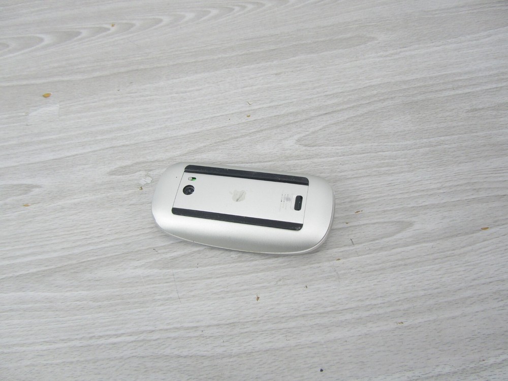 Apple Magic Mouse A1296 Wireless Bluetooth Multi-Touch Laser Mouse Tested Works