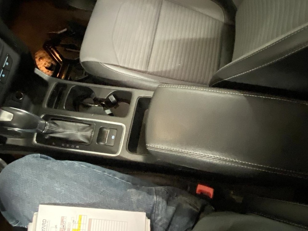 Fuse Box Engine Fits 19 ESCAPE 1055308