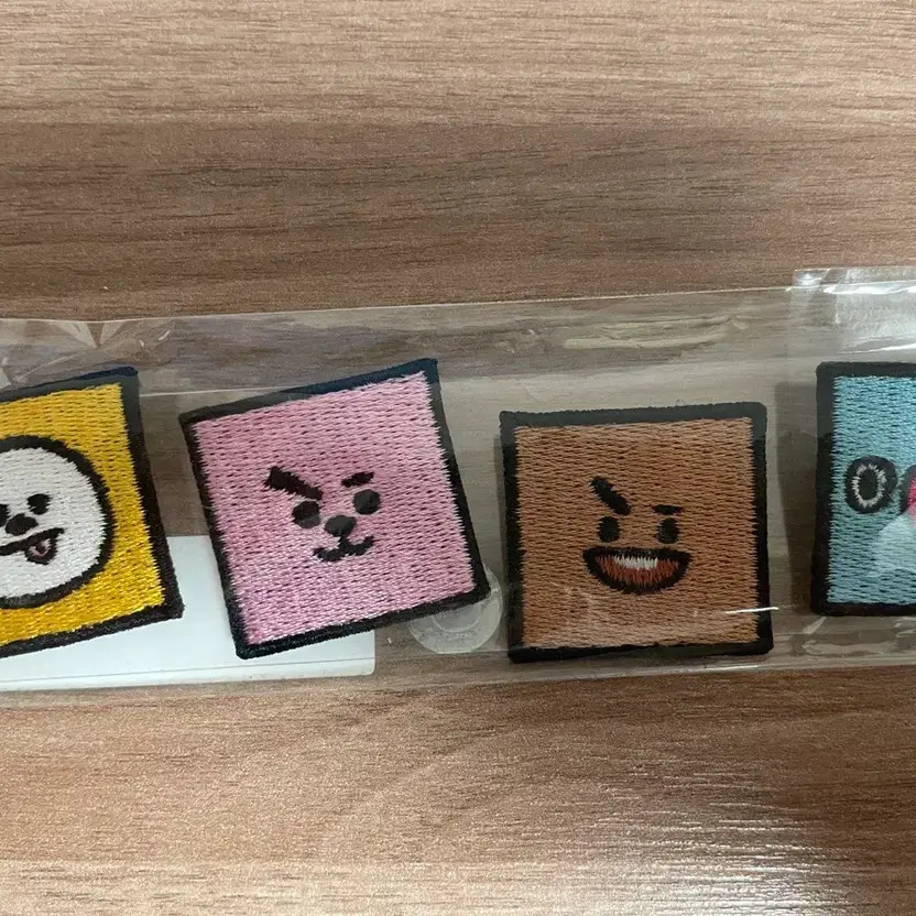 BTS BT21 V T Art Patch