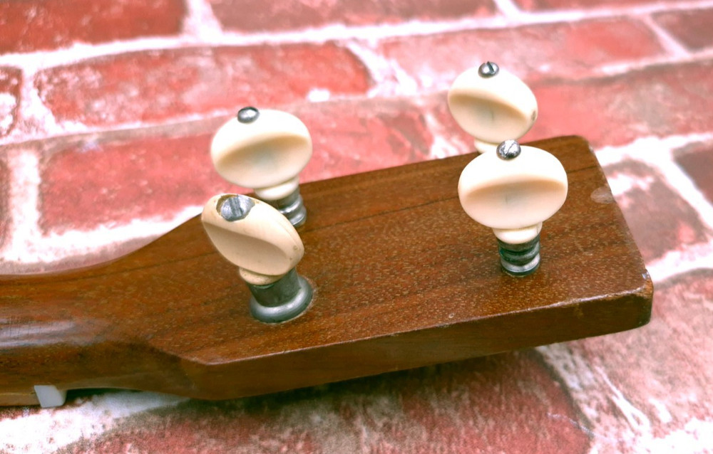 Harmony Silvertone Baritone Ukulele Uke 30” Vintage