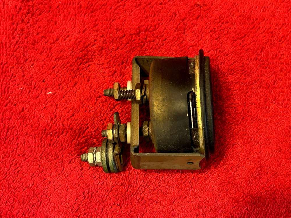 AIRCRAFT 2" AUXILLIARY FUEL QUANTITY INDICATOR WITH MOUNT BRACKET