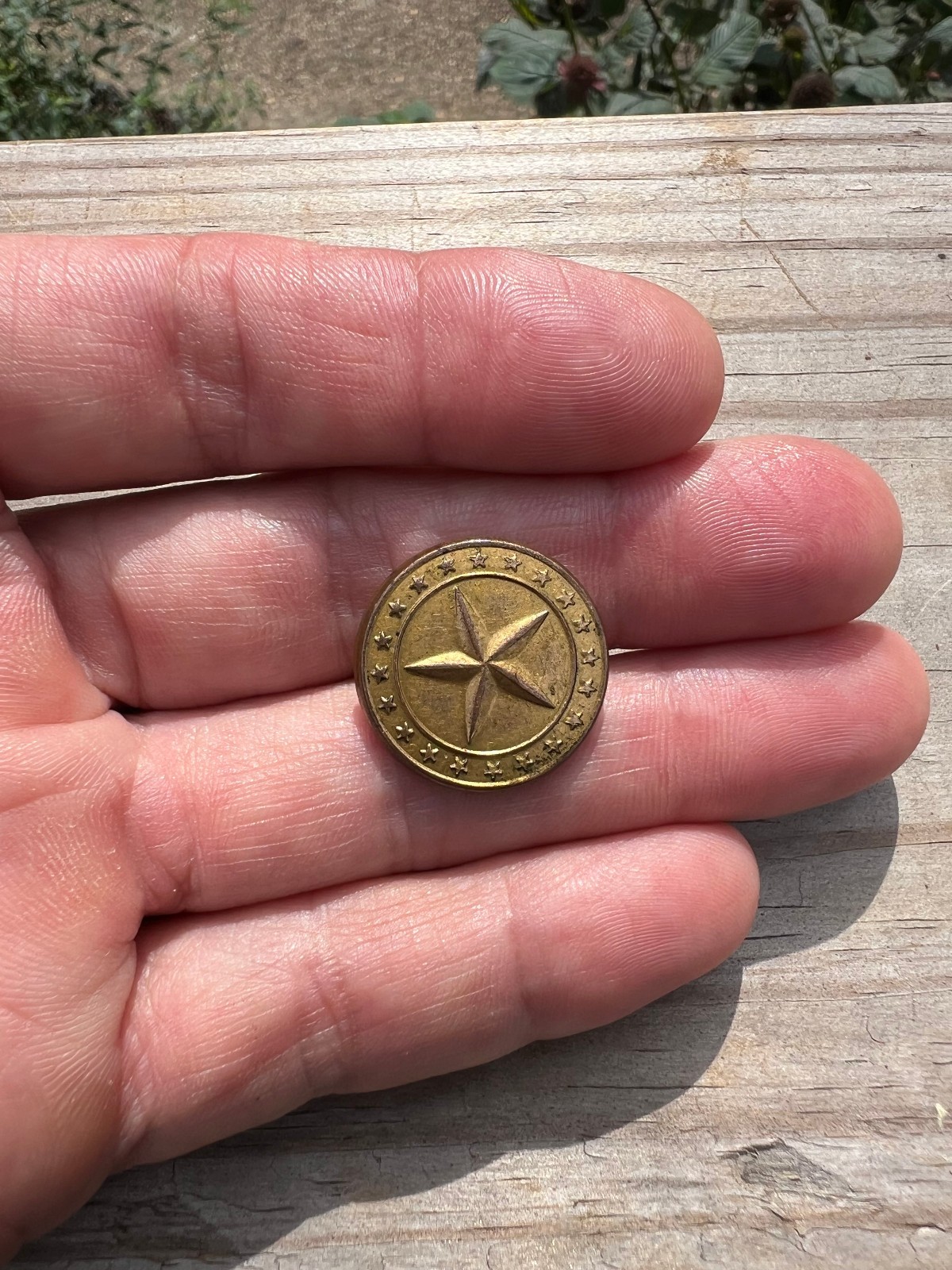 1-Piece Maine Volunteer Militia 5-Point Star Pre Civil War Coat Button
