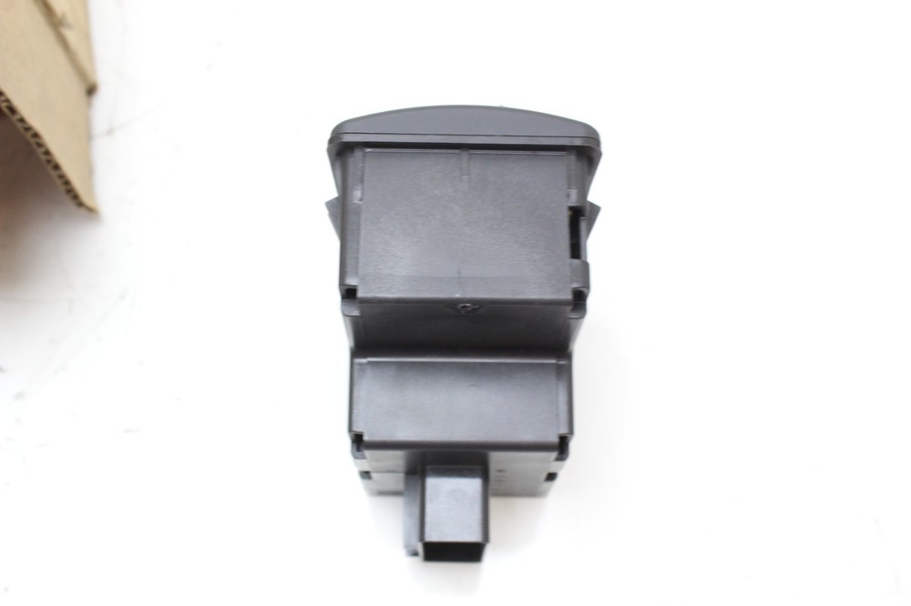 GENUINE MACK 22116362 LIGHT SWITCH NEW OEM