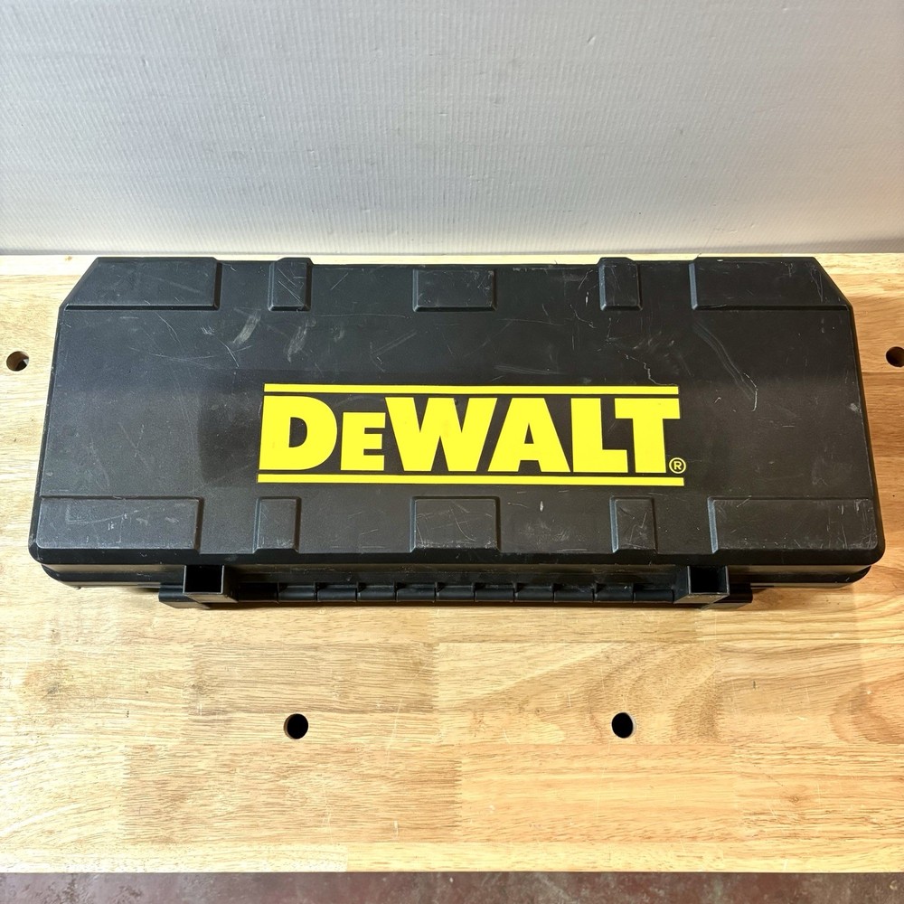 Dewalt DW938 Variable Speed Reciprocating Saw 18v with Case