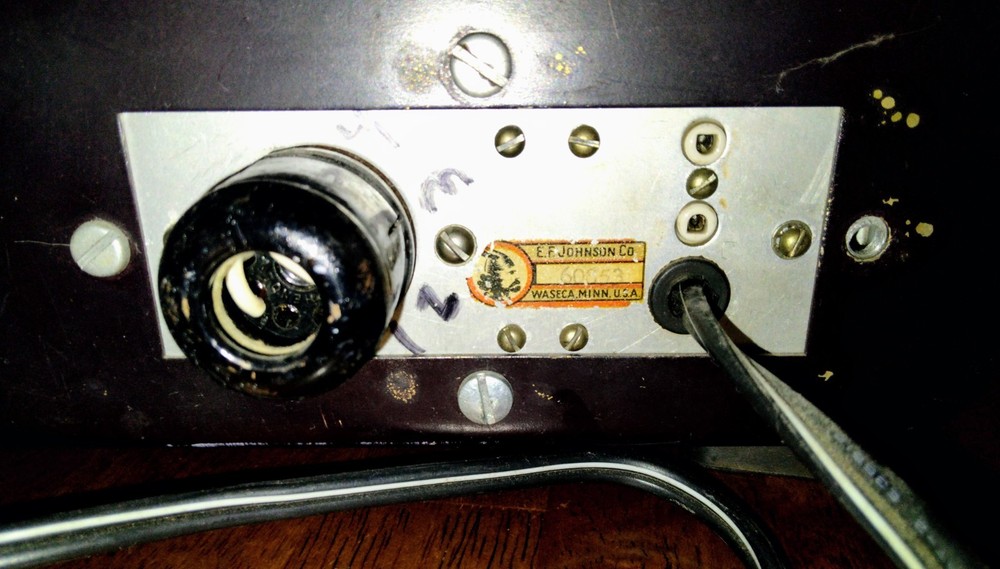 JOHNSON VIKING RANGER TRANSMITTER - FULLY FUNCTIONAL - SN:60853