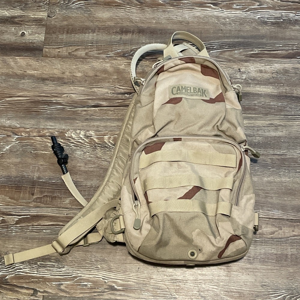 Camelbak M.U.L.E. Maximum Gear Desert Camo hydration pack Without Bladder