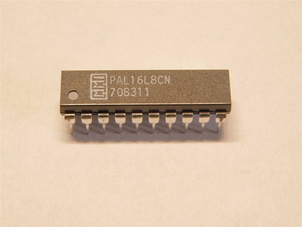 1 MMI PAL16L8CN Electrically Erasable Programmable Array Logic ICs 20-PDIP
