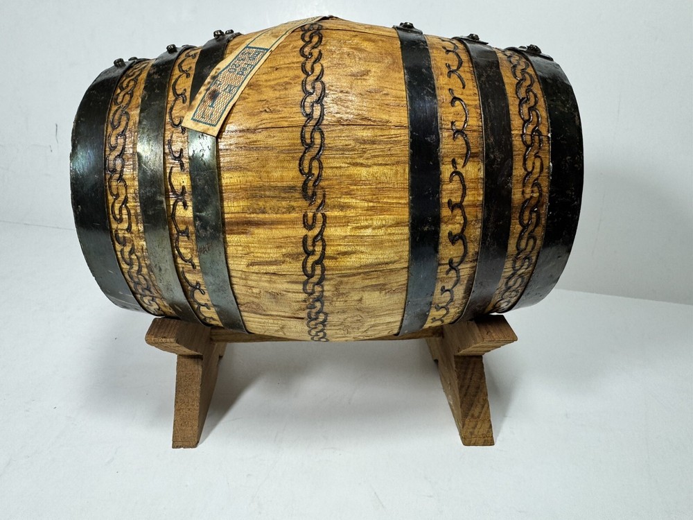 Cuervo Tequila Mini Display Barrel With Stand 7x5x7 (84)