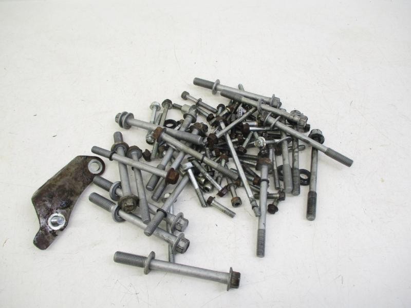 19 Yamaha Wolverine 850 EPS X2 Misc Engine Bolts