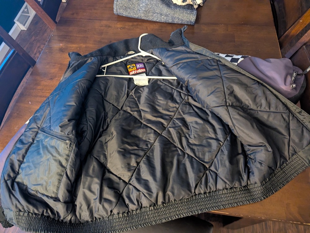 skidoo snowmobile jacket large