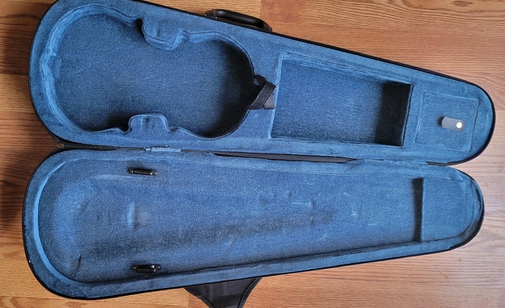 3/4 Violin Case - Black With Handle & Backpack Style Straps
