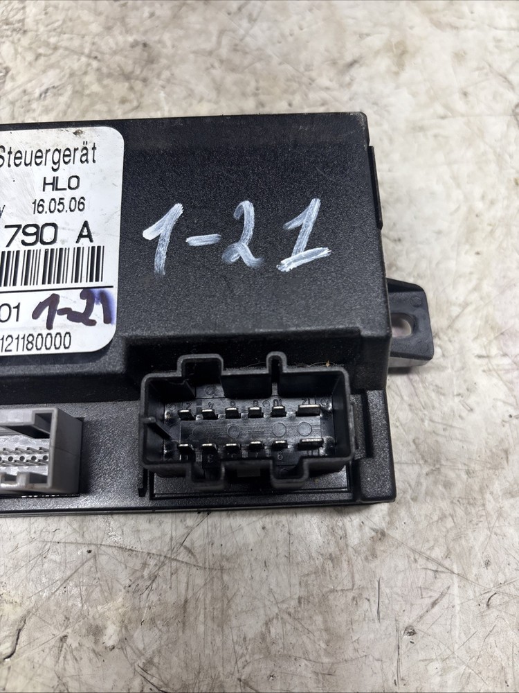 2007-2014 VW EOS FRONT SEAT ADJUSTMENT CONTROL MODULE 1Q0959790A OEM, EXCELLENT