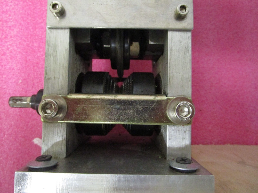 Steel Dragon Tools® WRA15 Benchtop Manual/Automatic Wire Stripping Machine