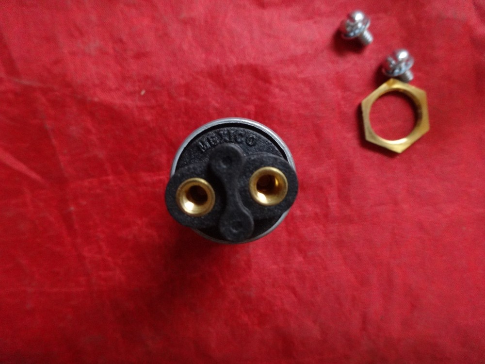 XHD PUSH BUTTON SWITCH Sierra UN42000 QTY. 10