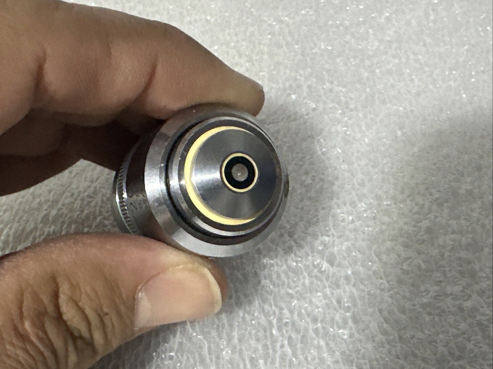 NIKON MICROSCOPE OBJECTIVE FLUOR 20 0.75 160/0.17
