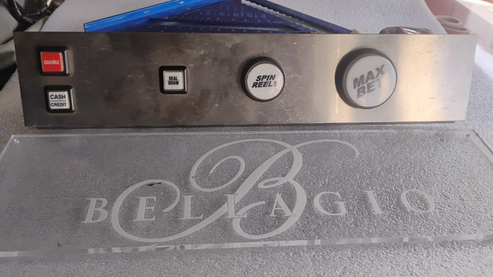 WMS Slot Short Button Panel
