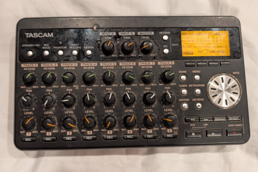 Tascam DP-008 Digital Multi Track Recorder