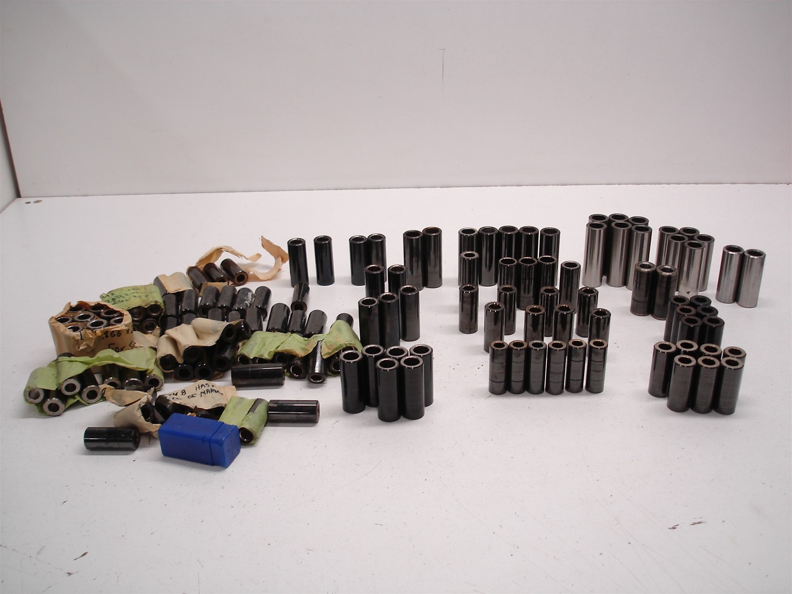 BULK 138pcs ASSORTED NASCAR CASIDIAM DLC COATED WRIST PINS .709 .787 .866" .927"