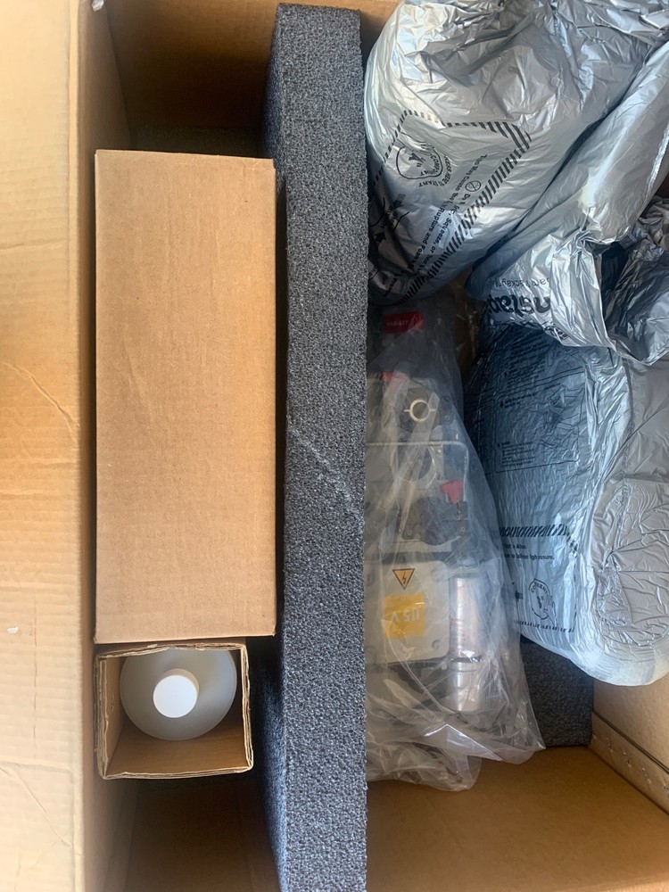 BOC Edwards E2M0.7 Rotary Vane Vacuum Pump