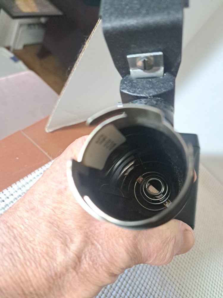 Rollei E36RE Electronic Flash Unit L- Bracket & Battery, No Cord, Untested 3560