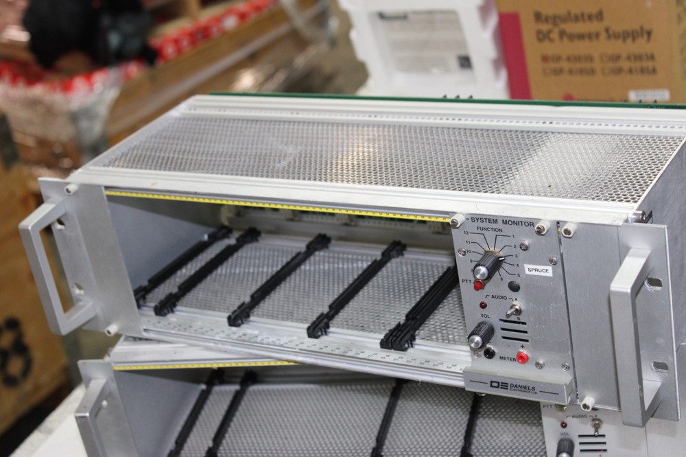 Daniels Electronics System Monitor SM-3