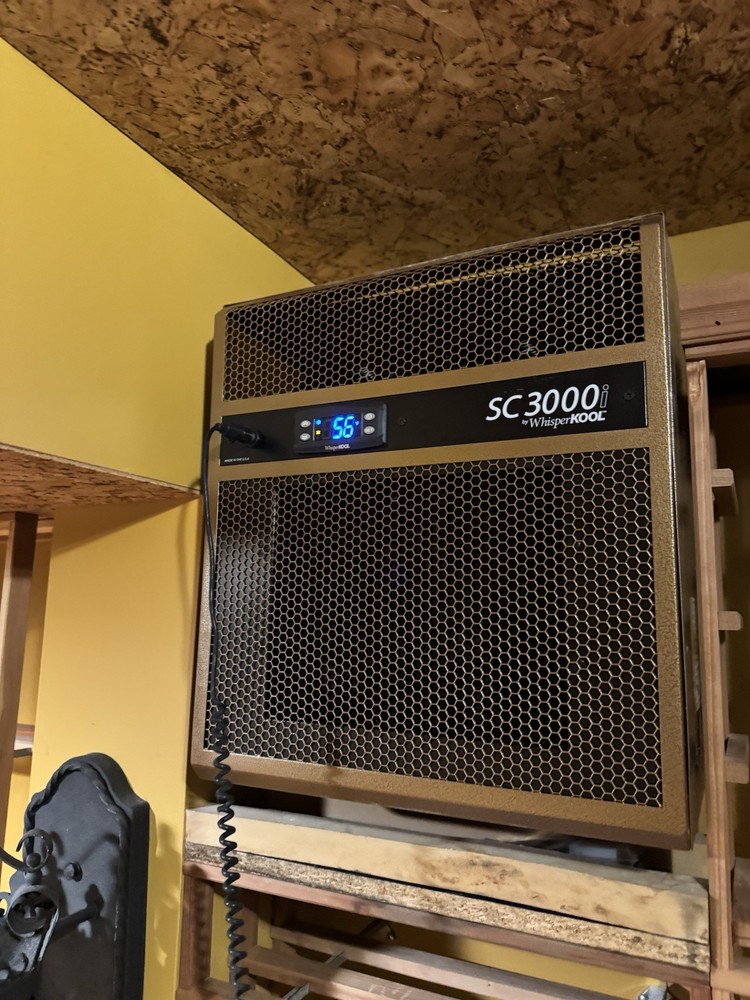 Whisperkool SC 3000i Wine Cellar Cooler System Refrigeration Unit Powers On-read