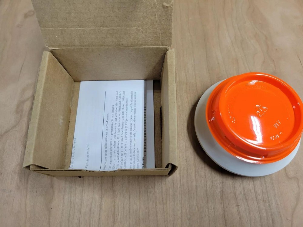 1 PCS Johnson Controls J5351R Intelligent/Addressable Heat detector