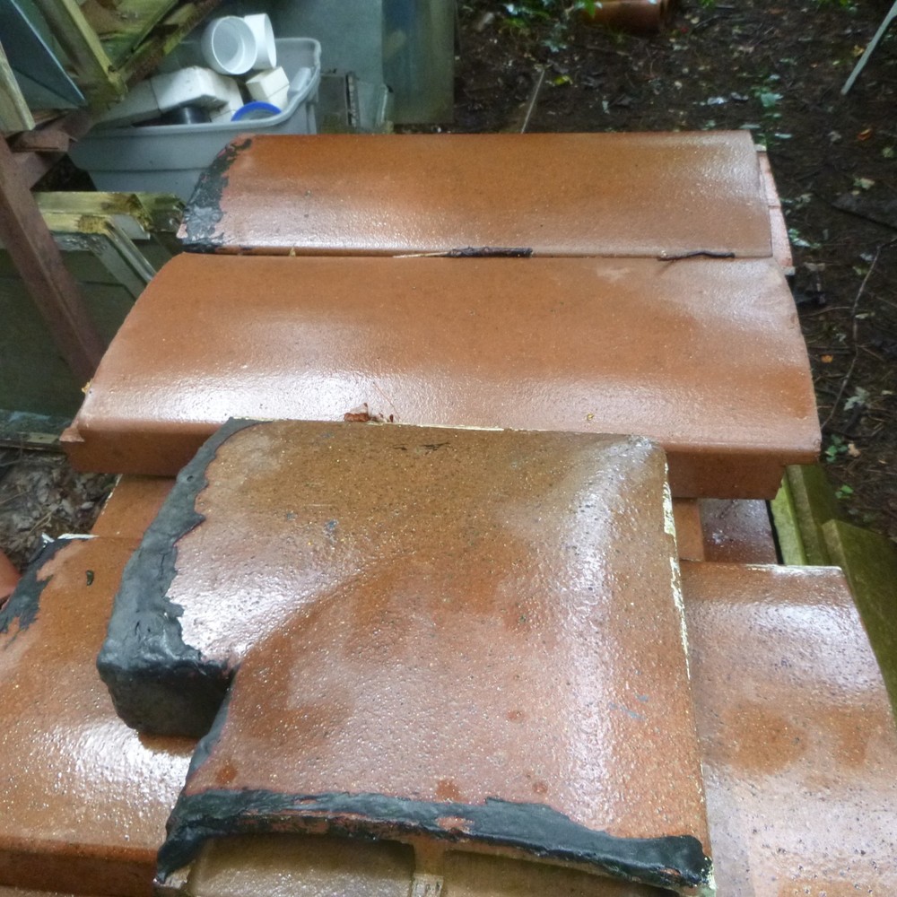 Glazed wall cap tiles