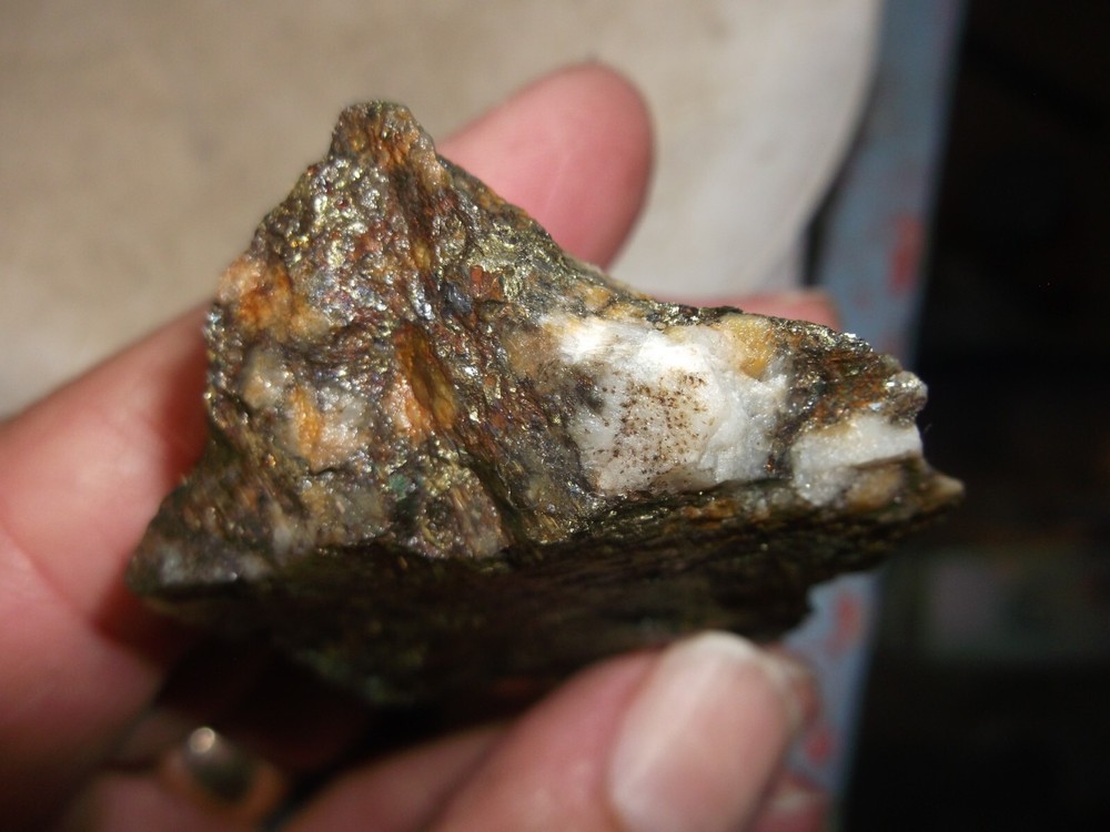 Gold, silver, copper, 74 grams samples ,ore high grade .