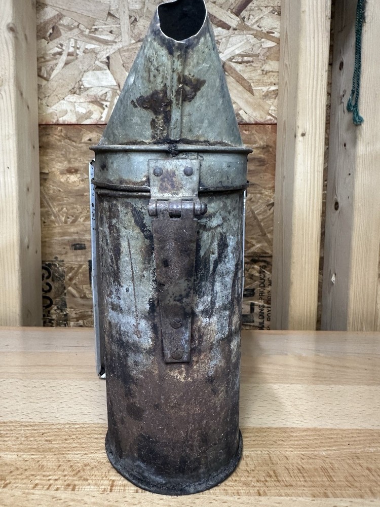 Vintage Root Quality Bee Hive Smoker